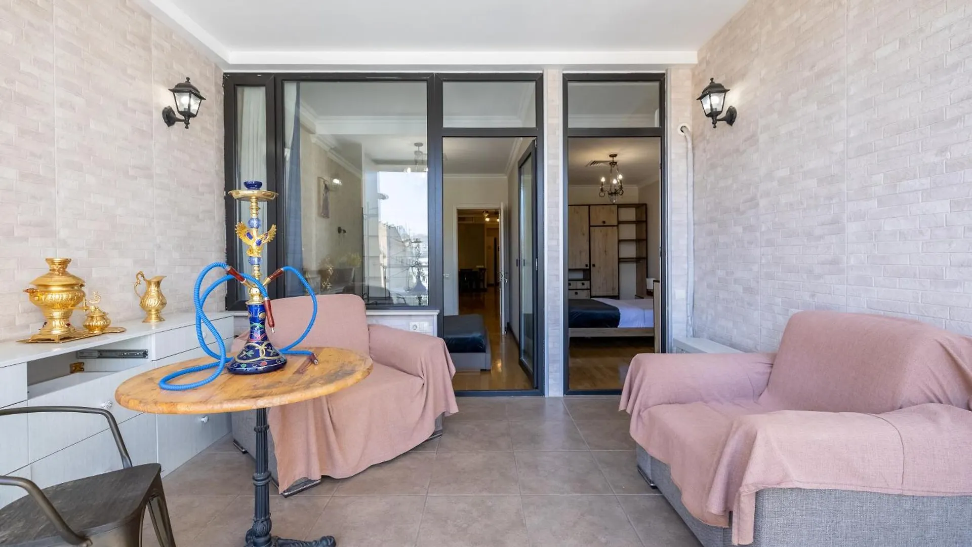 Apartment On Rustaveli Avenue 트빌리시
