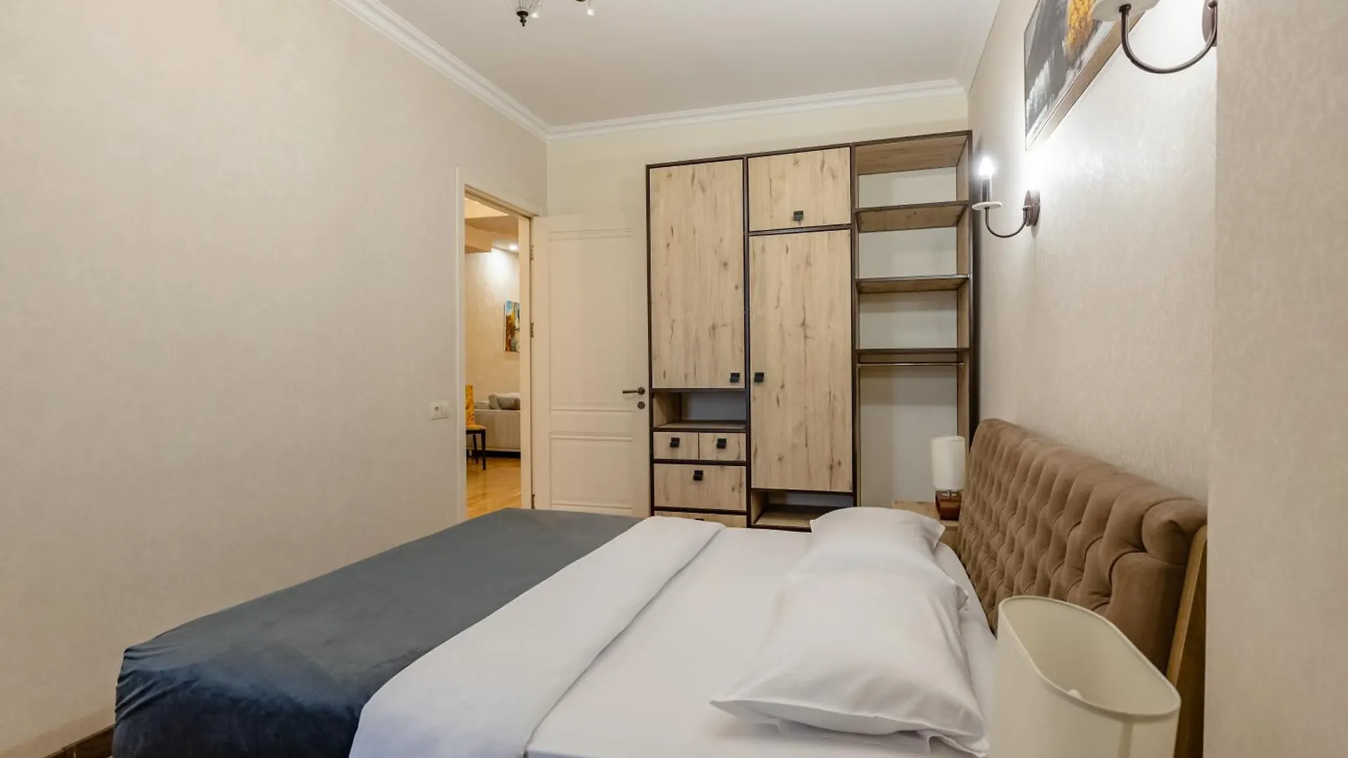 Apartment On Rustaveli Avenue Τυφλίδα Γεωργία
